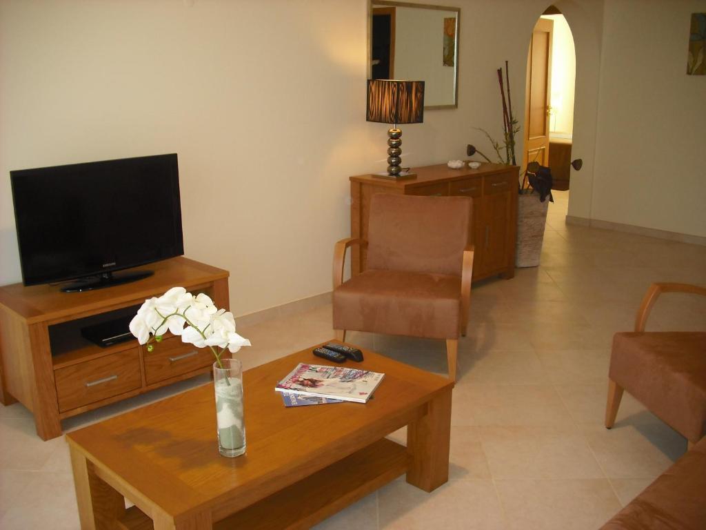 Oasis Parque Country Club Hotel Portimao Room photo